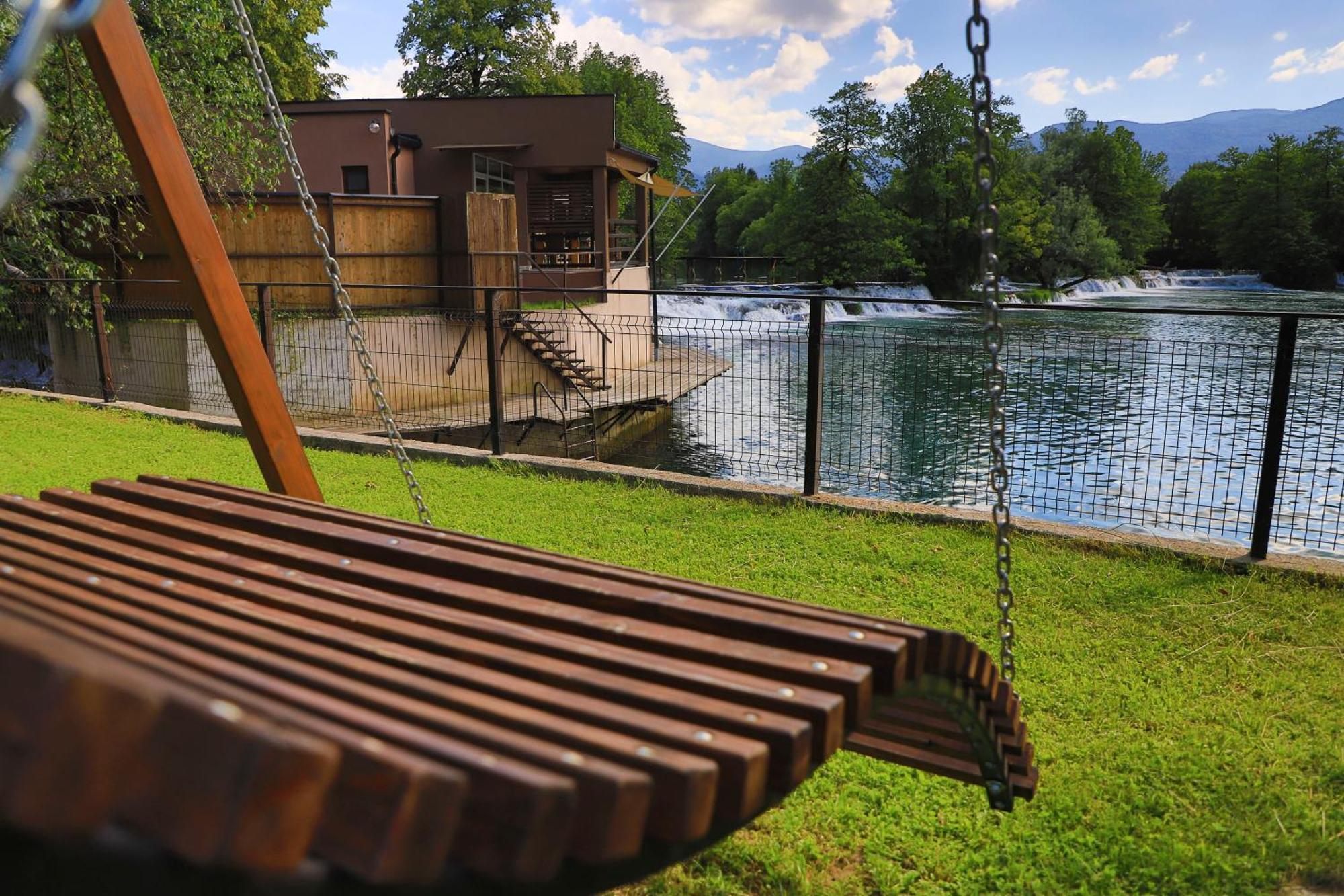 Holiday Homes Pozitiva Bihac Bilik gambar