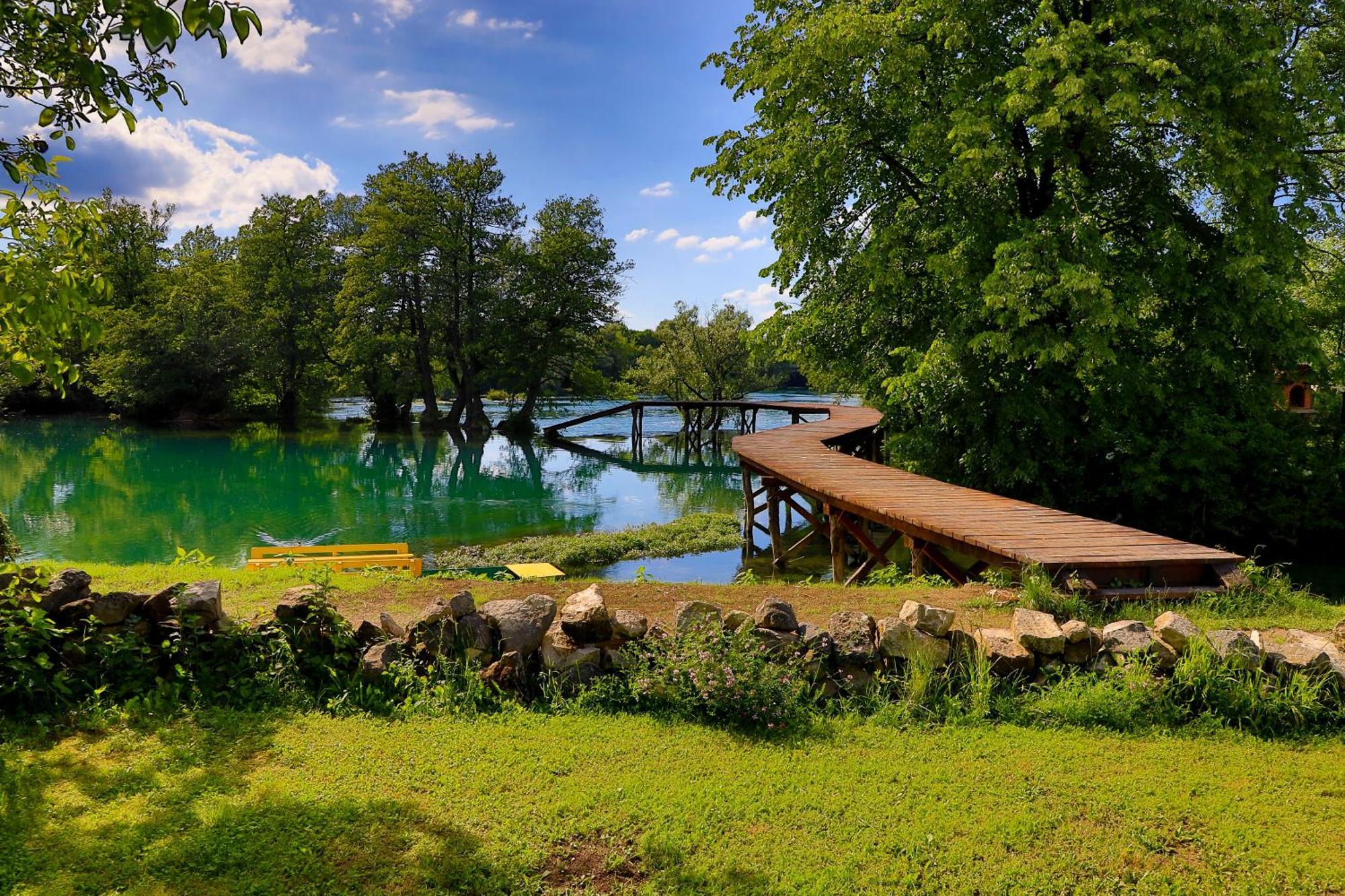 Holiday Homes Pozitiva Bihac Bilik gambar